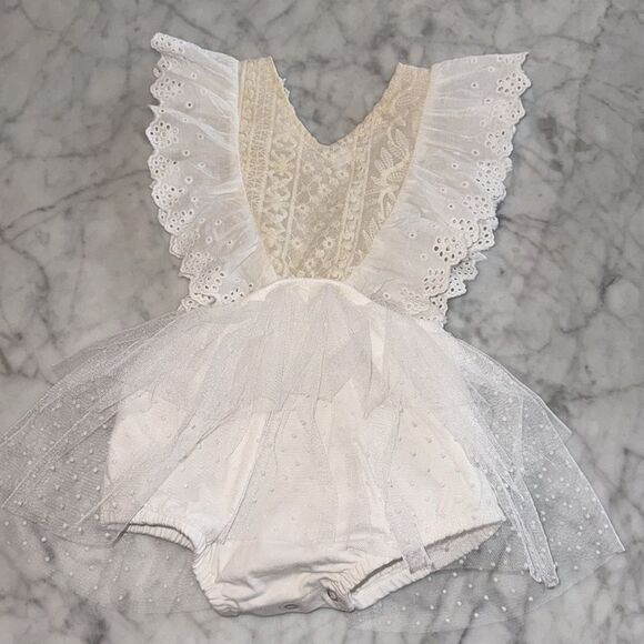 SWEET GABBY ROMPER WITH LACE TULLE SKIRT 12/18M - Picture 3 of 7
